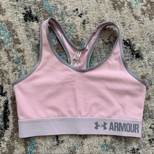 🍀 3/$30 Under Armour Girls athletic sports bra - no padding